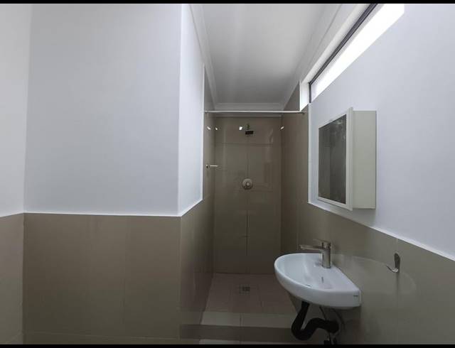1 BEDROOM PROPERTY TO RENT IN OVERPORT